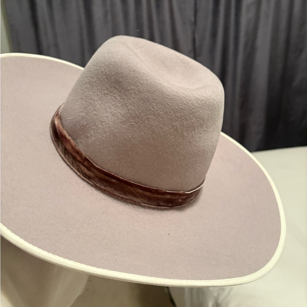 NWT Freya Felt Wool Hat